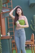 他等候阿尔华期间
